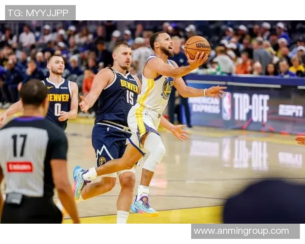 约基奇再创历史三双纪录助掘金锁定西部第一地位