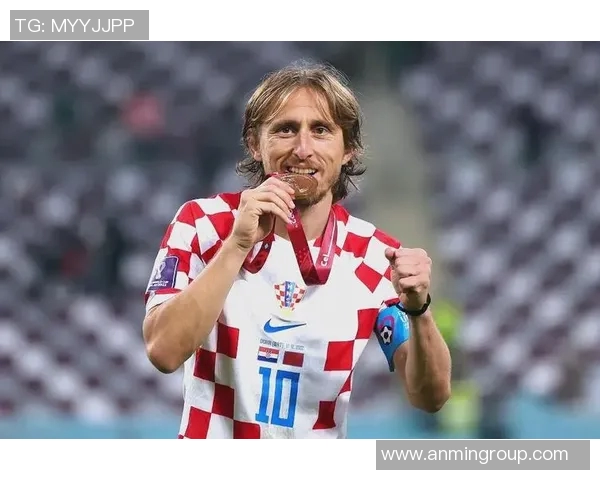 莫德里奇：从克罗地亚足球天才到世界足坛传奇的辉煌历程与成就解析