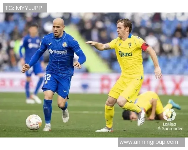 锡瓦斯主场迎战加拉塔萨争夺联赛积分的关键对决 锡瓦斯主场迎战加拉塔萨争夺联赛积分的关键对决